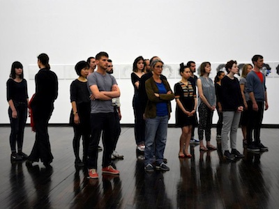 Carole Douillard / The Viewers